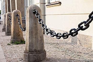 《王者荣耀》外挂案告破：牟利25万余元！6人被抓！